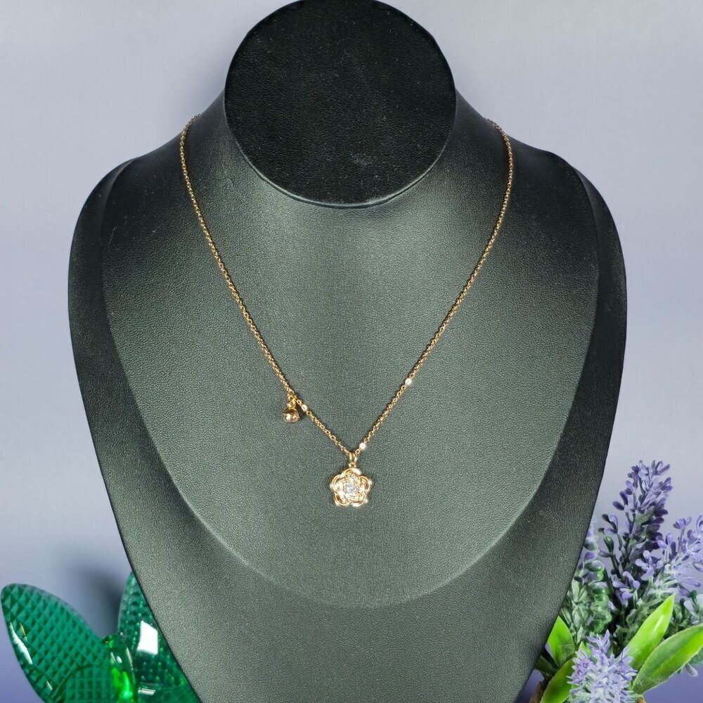 Rose Gold-Plated Silver Flower Pendant Necklace With CZ Center (NWOT)‎